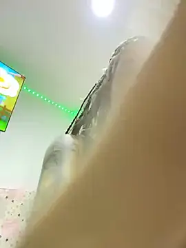 karla-thomsom10 online show from 04-15-26, 06:34