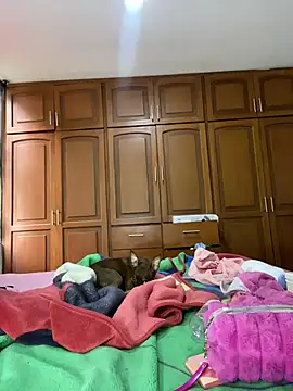 karla-thomsom10 online show from 03-08-26, 05:49