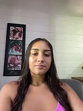 Snapshot of hannahhotwife chatting on 03-02-26, 06:48 hannahhotwife online show from 03-02-26, 06:48