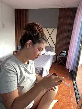 lana rousse01 online show from 02-10-26, 10:31