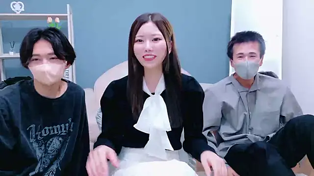 Snapshot of Reto-sama chatting on 09-23-25, 01:29 Reto-sama online show from 09-23-25, 01:29