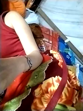 Snapshot of Minety473 chatting on 10-08-25, 06:04 Minety473 online show from 10-08-25, 06:04