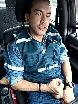 Blackaxes online show from 02-12-26, 09:03