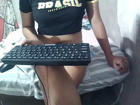 Snapshot of Darra_Park chatting on 05-26-26, 10:46 Darra Park online show from 05-26-26, 10:46