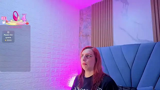 angel  red  online show from 11-17-25, 12:58