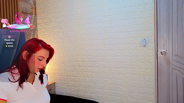 angel  red  online show from 09-29-25, 12:28