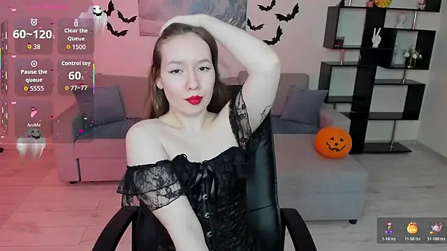 Snapshot of DaniCutie chatting on 10-30-25, 05:10 DaniCutie online show from 10-30-25, 05:10