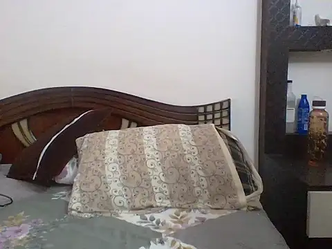 Snapshot of anu-anu2002 chatting on 09-18-25, 06:38 anu-anu2002 online show from 09-18-25, 06:38
