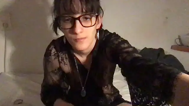 kimii222409 online show from 11-28-25, 08:42