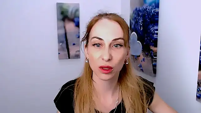 Snapshot of Create_your_own_sun chatting on 09-09-25, 12:47 Create your own sun online show from 09-09-25, 12:47