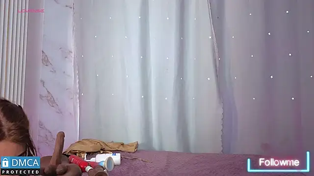 Jessi Walker online show from 10-31-25, 03:19