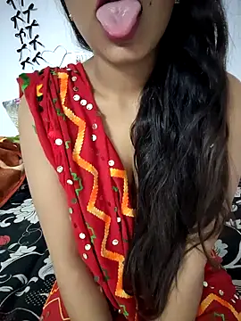 Snapshot of HOTSEXY_KAVYA chatting on 11-18-25, 03:26 HOTSEXY KAVYA online show from 11-18-25, 03:26