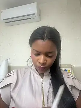 tayzinhaaa online show from 07-21-26, 04:52