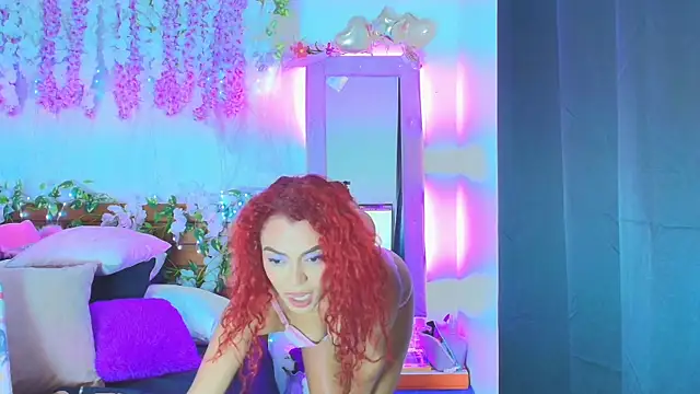 Snapshot of DevoraHarper_ chatting on 06-19-26, 02:12 DevoraHarper online show from 06-19-26, 02:12
