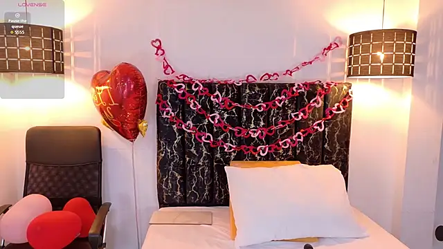 evvaa moon69 online show from 02-13-26, 12:27