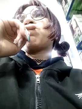 Katyuskka love online show from 11-08-25, 11:08