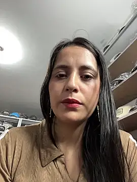 GiaDuque online show from 01-13-26, 11:47