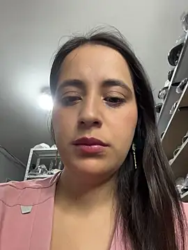 GiaDuque online show from 12-15-25, 10:54