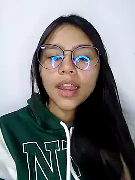 SofieLove 01 online show from 01-16-26, 08:29