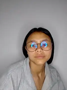 Snapshot of SofieLove_01 chatting on 02-13-26, 08:14 SofieLove 01 online show from 02-13-26, 08:14