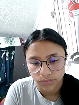 SofieLove 01 online show from 03-14-26, 09:26