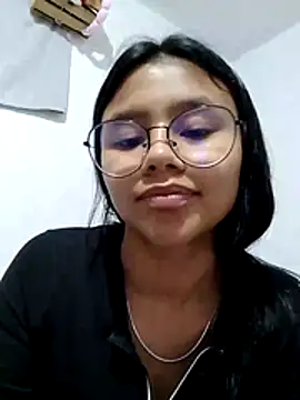 SofieLove 01 online show from 03-29-26, 06:59