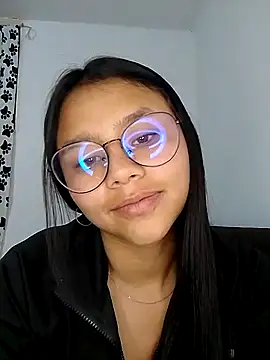 SofieLove 01 online show from 03-06-26, 04:51