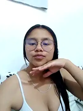 SofieLove 01 online show from 03-25-26, 07:35