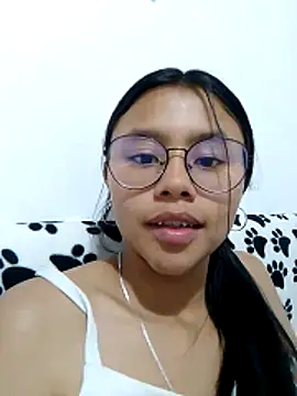 SofieLove 01 online show from 04-10-26, 08:32