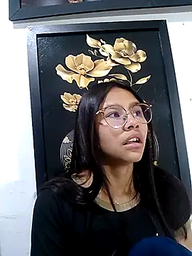 SofieLove 01 online show from 12-16-25, 08:29