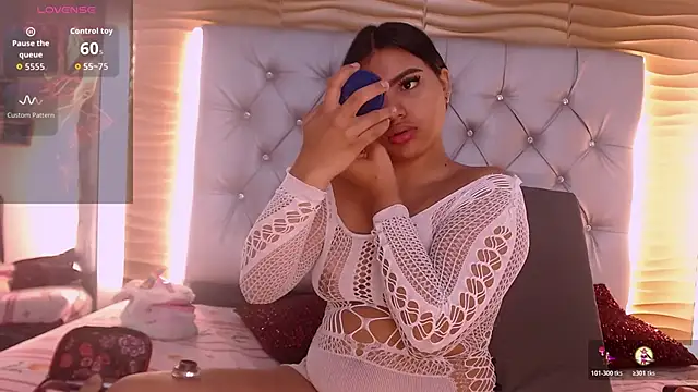 MariyaNovaki online show from 11-28-25, 01:00