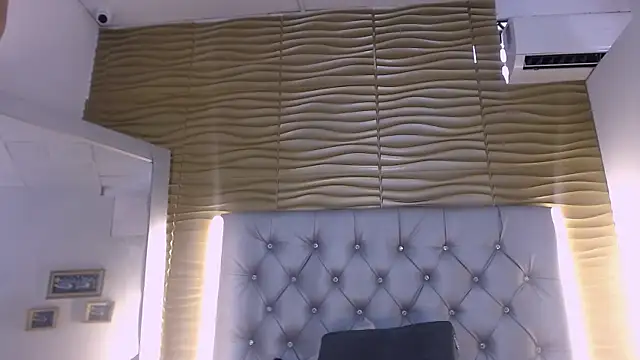 MariyaNovaki online show from 10-14-25, 03:45