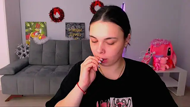 queenofthesense  online show from 12-01-25, 01:56