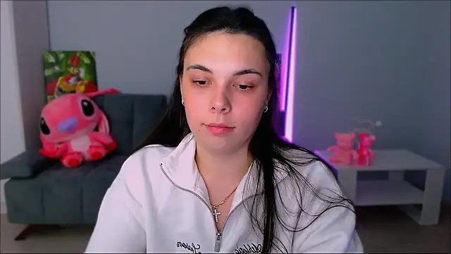 queenofthesense  online show from 10-24-25, 05:45