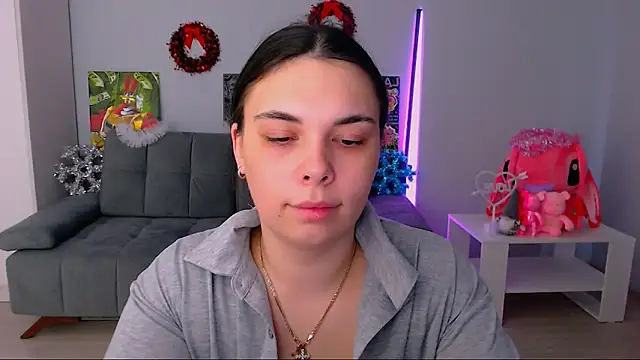 queenofthesense  online show from 12-02-25, 10:17