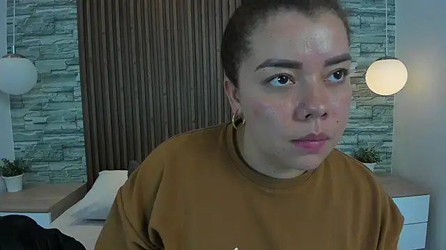 leilapons online show from 09-22-25, 05:19