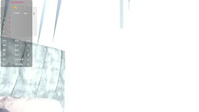 Snapshot of ValeriGallardo17 chatting on 10-18-25, 10:01 ValeriGallardo17 online show from 10-18-25, 10:01