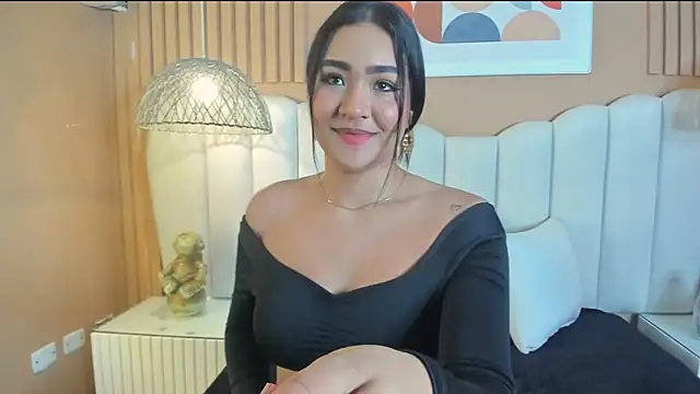 noa moon online show from 12-21-25, 02:24