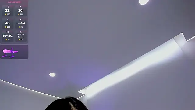 alissaowens  online show from 04-04-26, 11:50