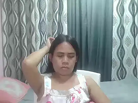 Snapshot of exoticpinay_dolly chatting on 05-16-26, 12:20 exoticpinay dolly online show from 05-16-26, 12:20