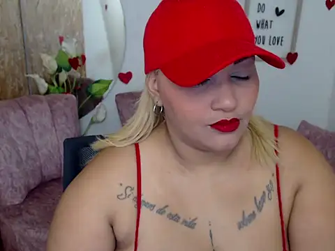 Snapshot of laleska_montenegro chatting on 11-10-25, 05:34 laleska montenegro online show from 11-10-25, 05:34