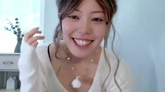 Nana with online show from 04-26-26, 10:07