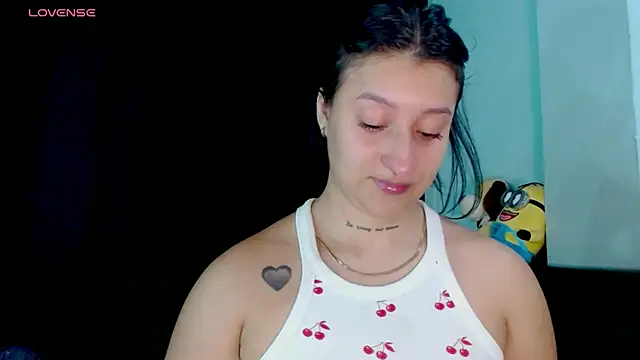 EVAH LEE  online show from 06-30-26, 03:17