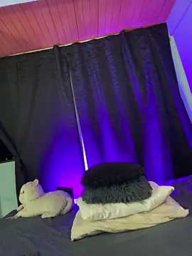 EVAH LEE  online show from 07-10-26, 03:50