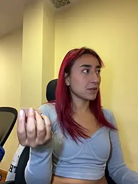 JuliethaDemon  online show from 04-08-26, 02:07