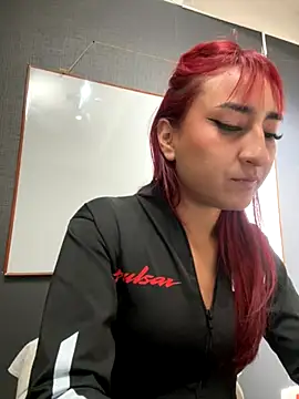 JuliethaDemon  online show from 09-25-25, 03:51