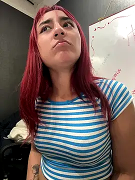 JuliethaDemon  online show from 10-07-25, 01:56