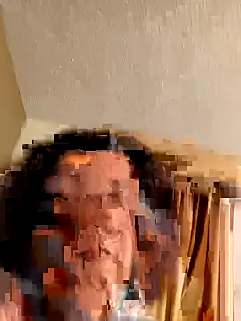 Snapshot of lil-gemini-hippy chatting on 06-16-26, 03:39 lil-gemini-hippy online show from 06-16-26, 03:39