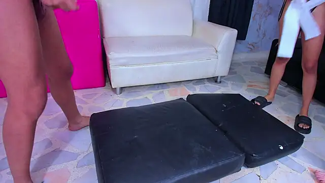 redpointx  online show from 11-07-25, 04:28