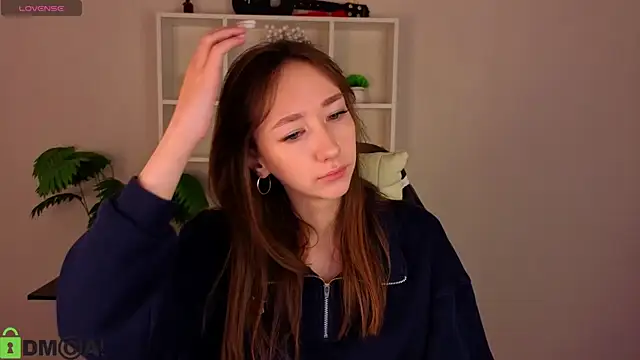 Miche1le Allenne online show from 04-19-26, 01:06